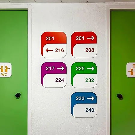 Hotel First Eco Villemoisson Centre Commercial Carrefour 3*