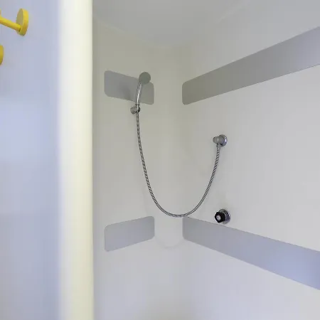 First Eco Villemoisson Centre Commercial Carrefour Hotel Savigny-sur-Orge